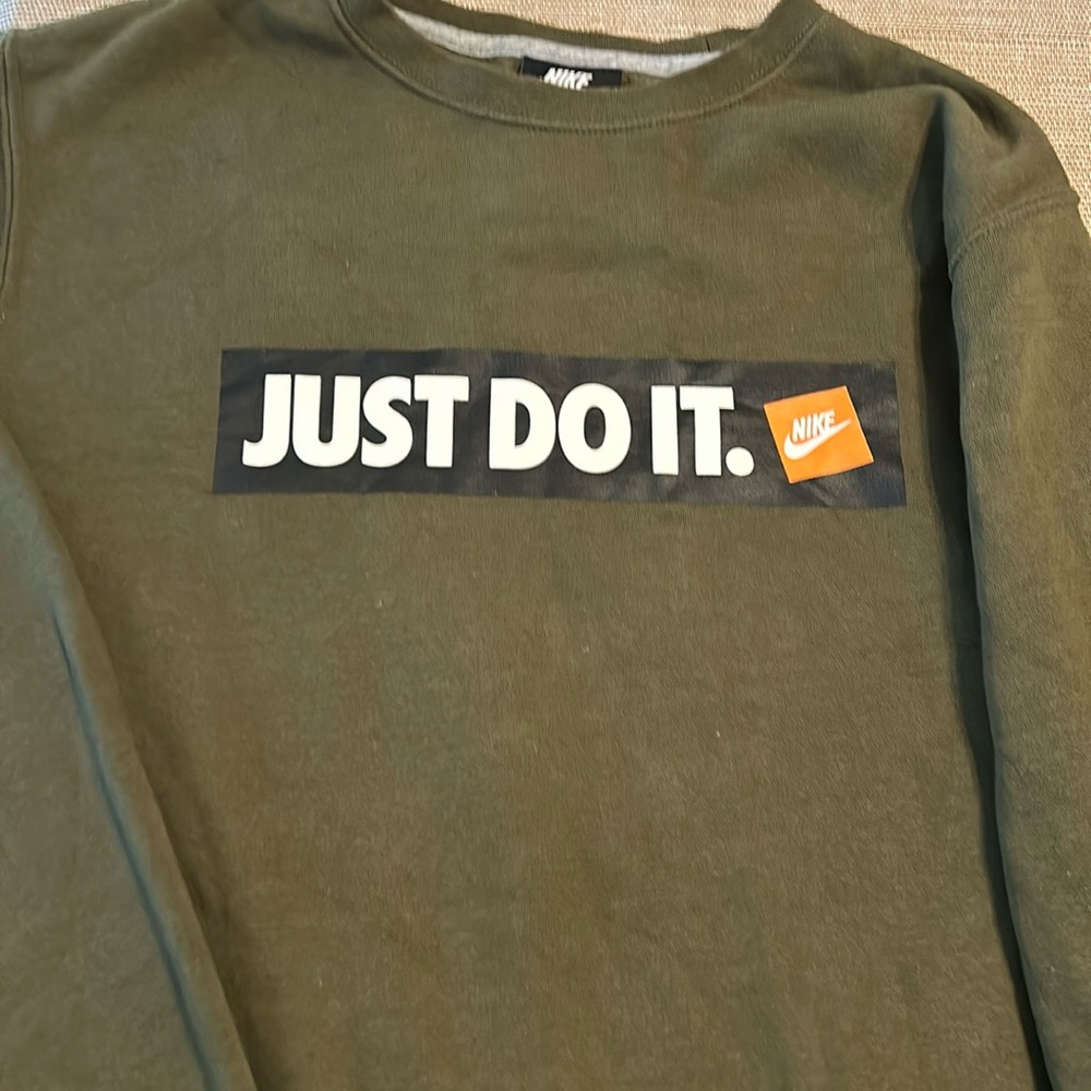 Nike crewneck sweatshirt.  Worn once size large